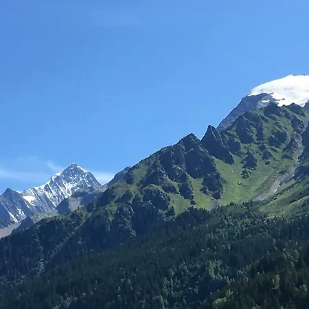 Les Pierres Blanches Mont Blanc *
