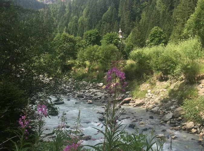 Les Pierres Blanches Mont Blanc Daire Les Contamines-Montjoie